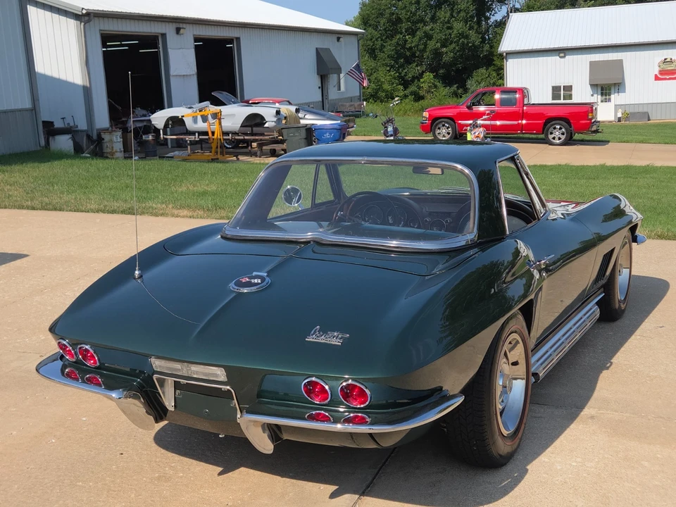 1967 Chevrolet Corvette C2 - Image 16 of 31