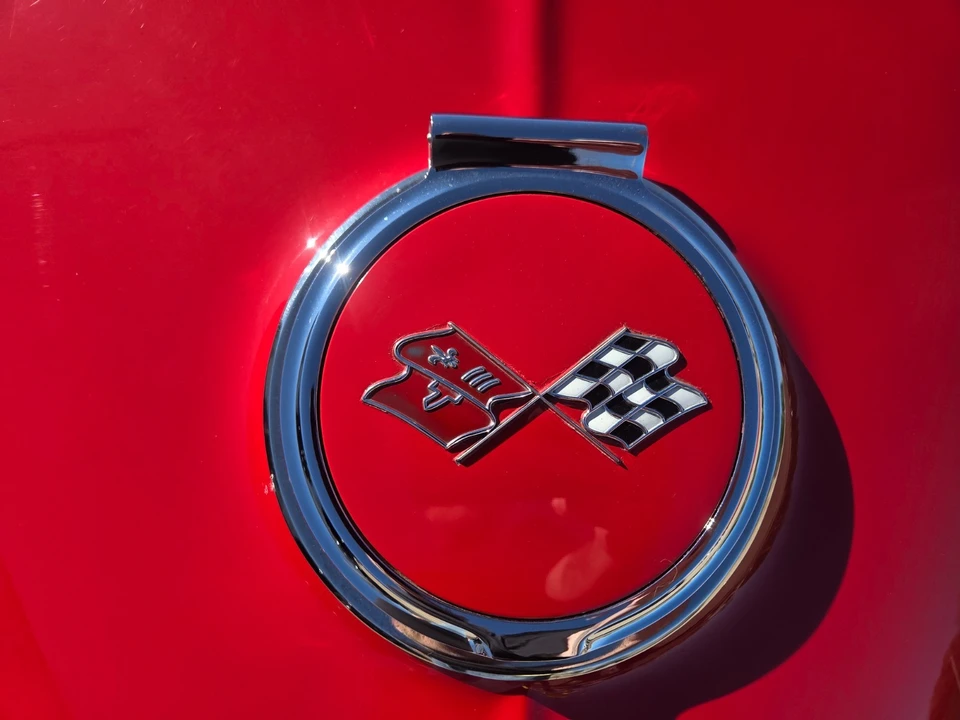 1967 Chevrolet Corvette C2 - Image 15 of 31