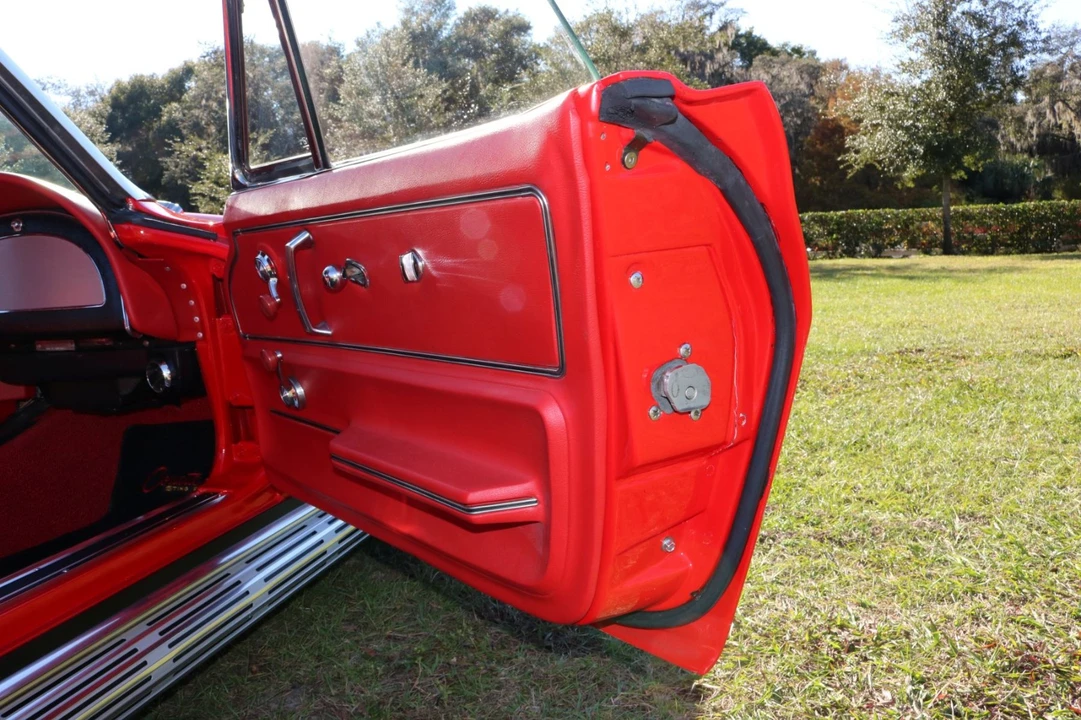 1967 Chevrolet Corvette C2 - Image 13 of 21