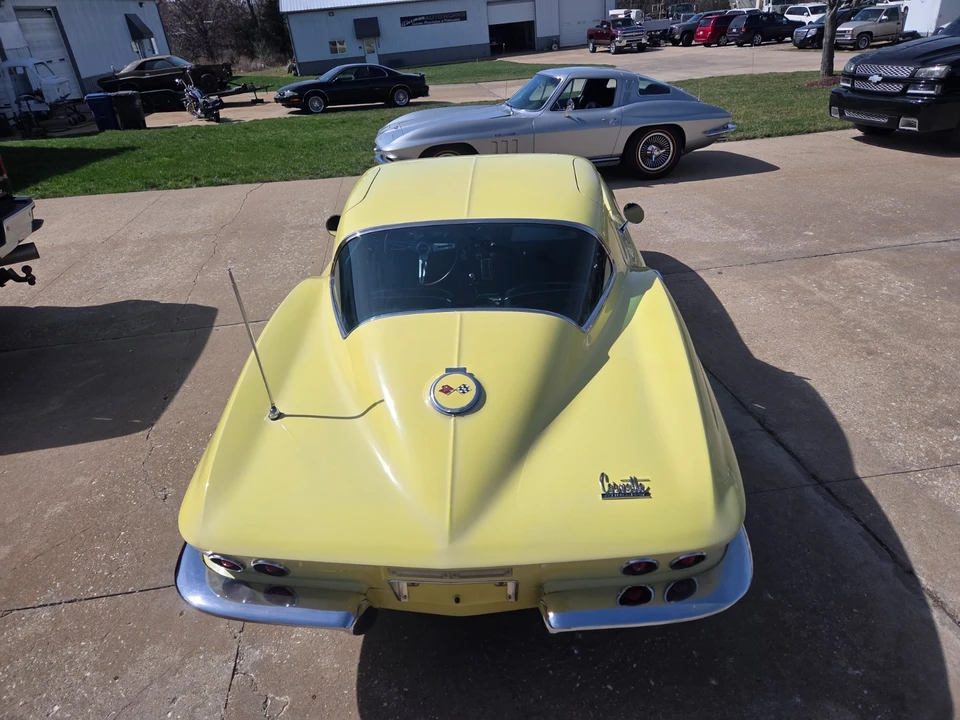 1967 Chevrolet Corvette C2 - Image 15 of 31
