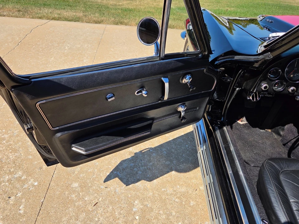 1967 Chevrolet Corvette C2 - Image 21 of 31