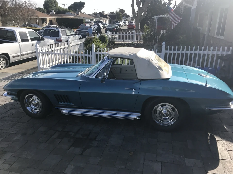 1967 Chevrolet Corvette C2 - Image 2 of 10
