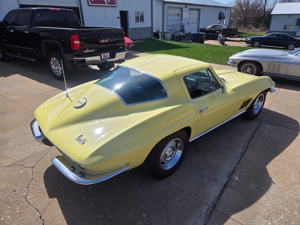 1967 Chevrolet Corvette C2 - Image 12 of 31
