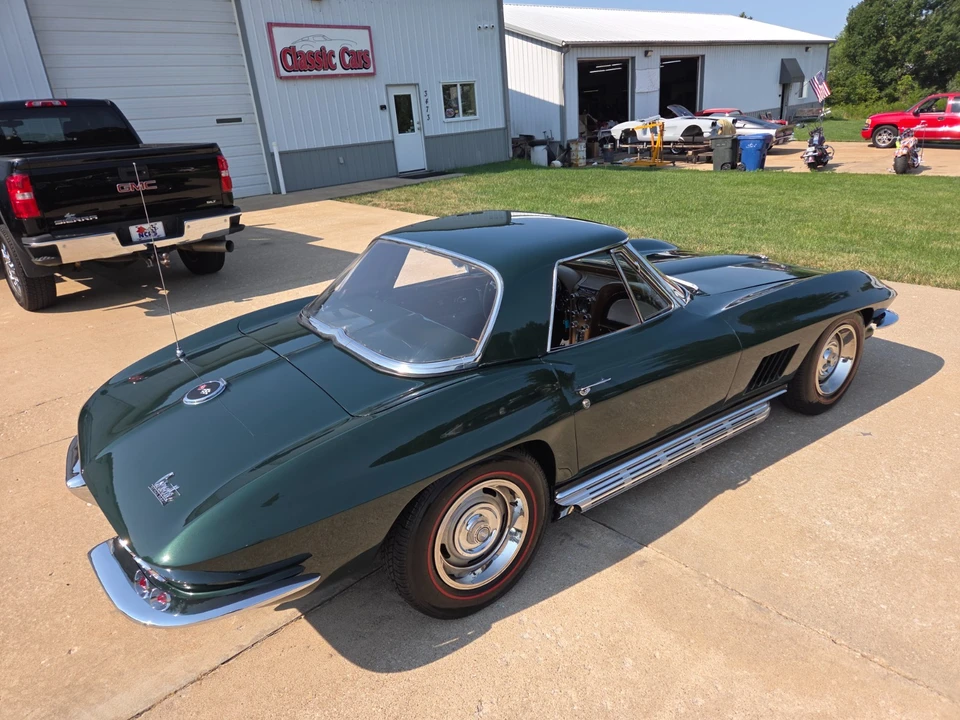 1967 Chevrolet Corvette C2 - Image 13 of 31