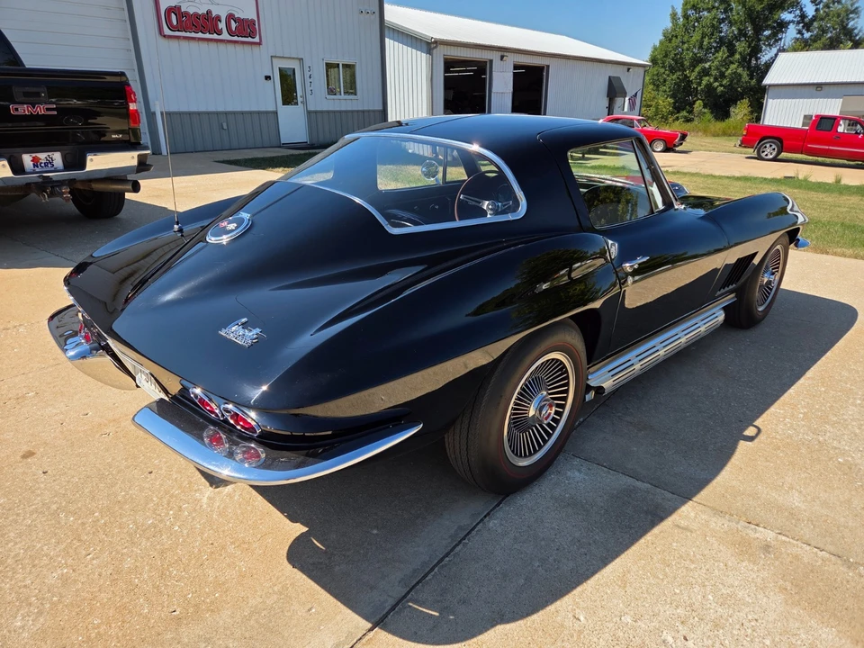 1967 Chevrolet Corvette C2 - Image 11 of 31