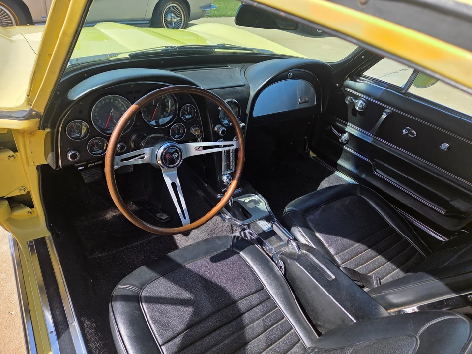1967 Chevrolet Corvette C2 - Image 20 of 31