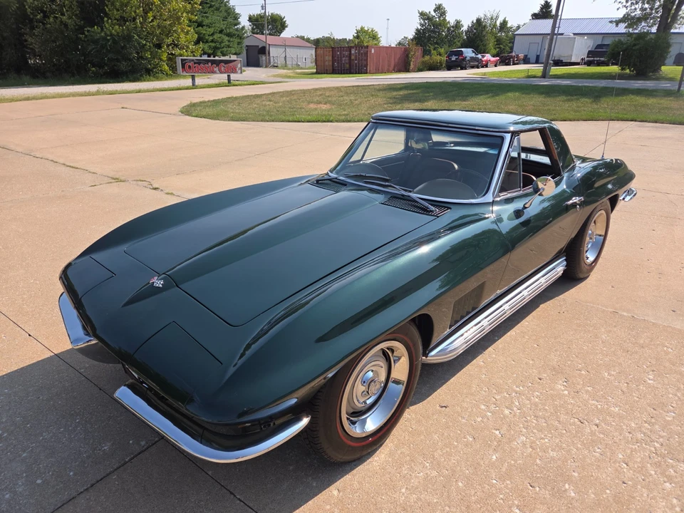 1967 Chevrolet Corvette C2 - Image 2 of 31