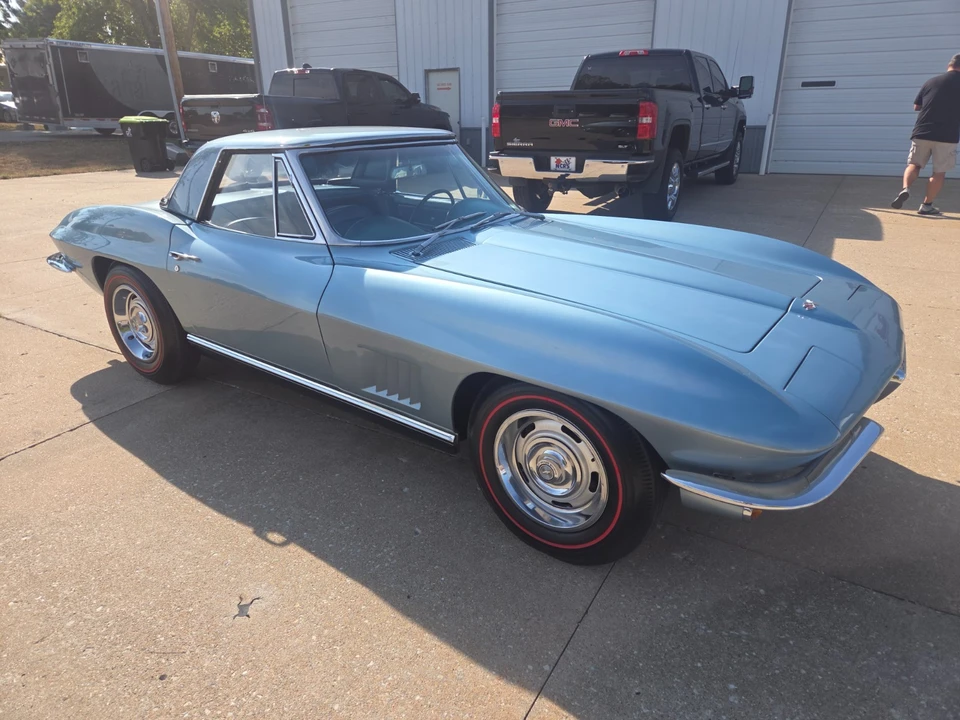 1967 Chevrolet Corvette C2 - Image 6 of 31