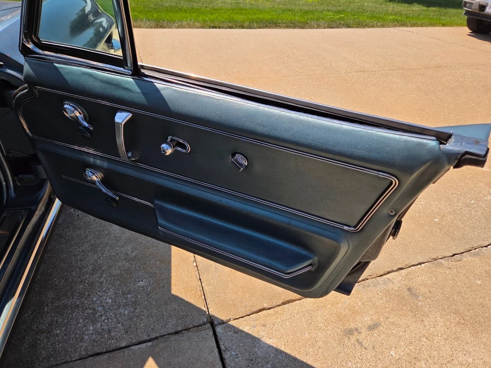 1967 Chevrolet Corvette C2 - Image 22 of 31