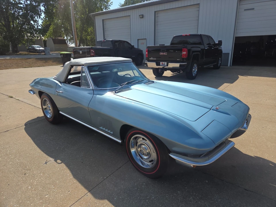 1967 Chevrolet Corvette C2 - Image 20 of 31