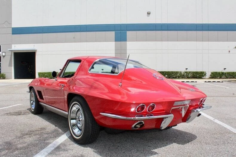 1967 Chevrolet Corvette C2 - Image 10 of 31