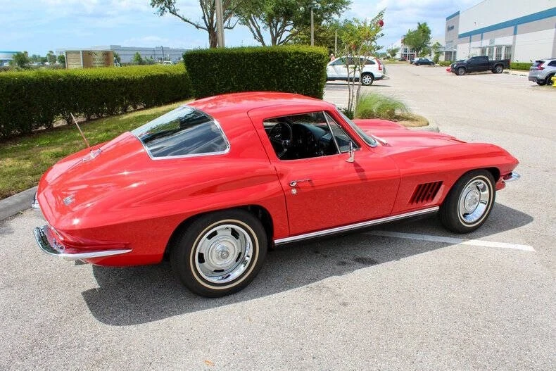 1967 Chevrolet Corvette C2 - Image 18 of 31