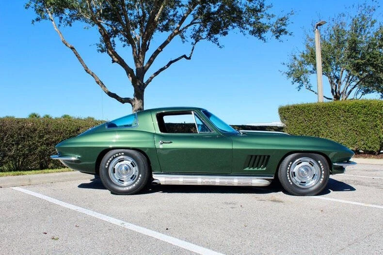 1967 Chevrolet Corvette C2 - Image 2 of 12