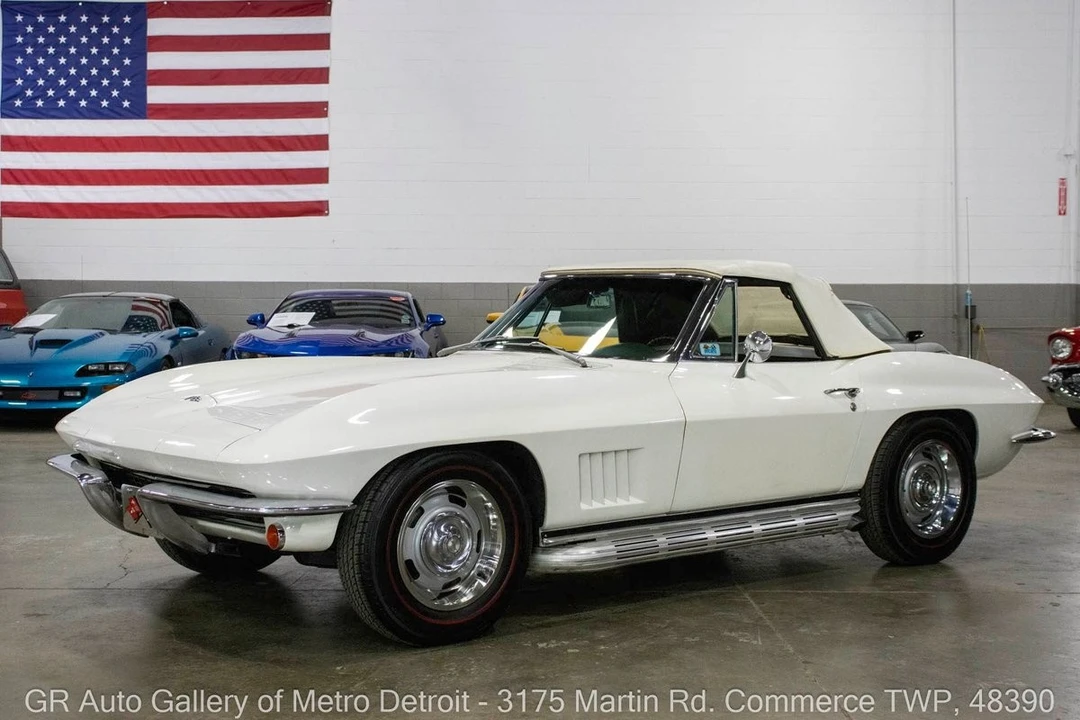 1967 Chevrolet Corvette C2 - Image 2 of 12