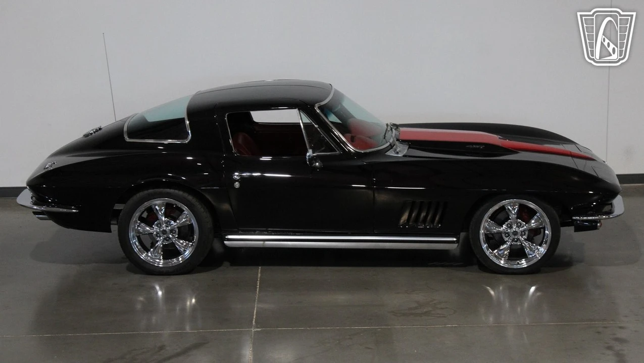 1967 Chevrolet Corvette C2 - Image 8 of 12