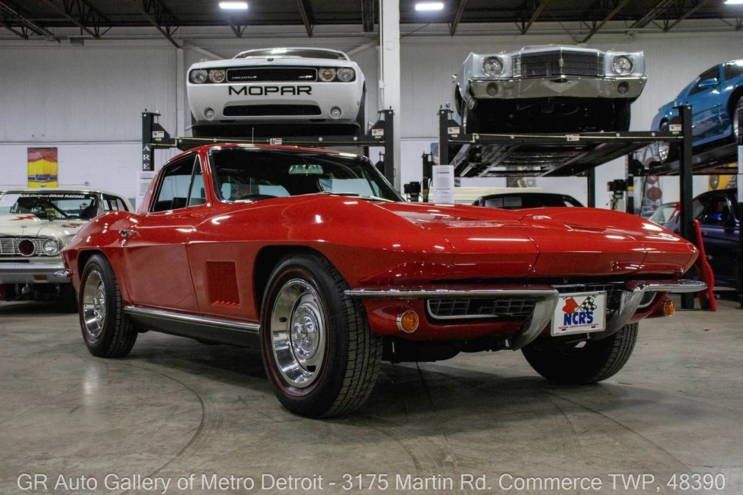 1967 Chevrolet Corvette C2 - Image 10 of 12
