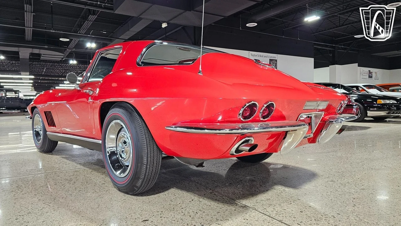 1967 Chevrolet Corvette C2 - Image 8 of 12