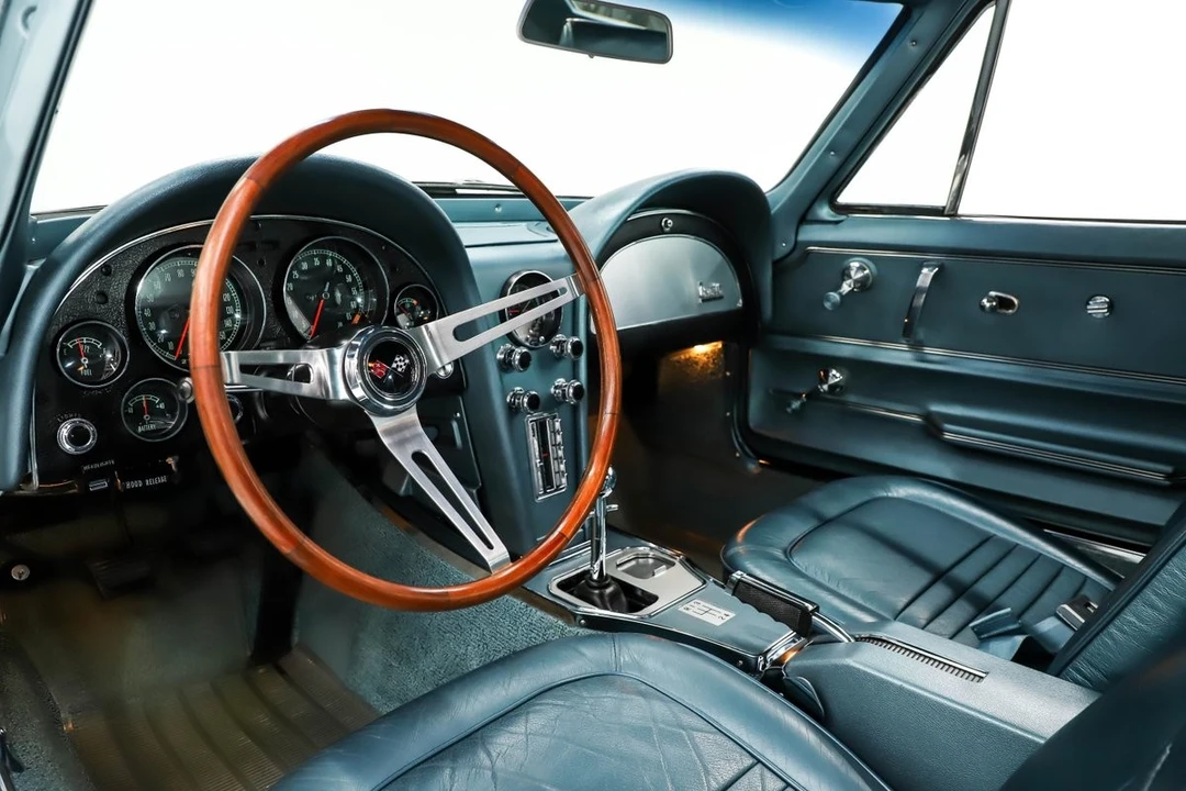 1967 Chevrolet Corvette C2 - Image 2 of 12