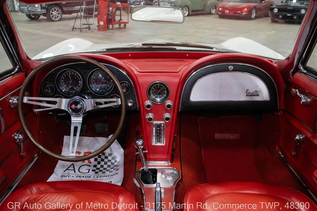 1967 Chevrolet Corvette C2 - Image 17 of 31