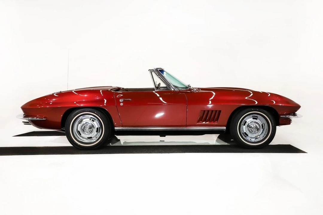 1967 Chevrolet Corvette C2 - Image 15 of 31