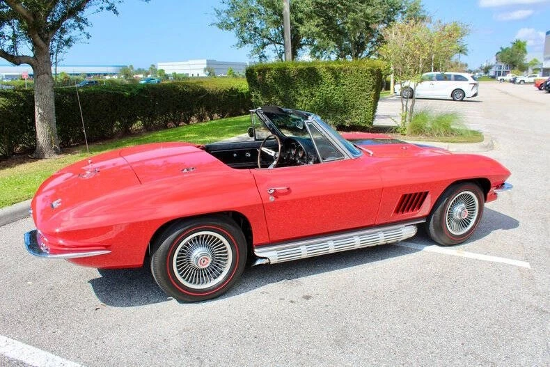 1967 Chevrolet Corvette C2 - Image 19 of 31
