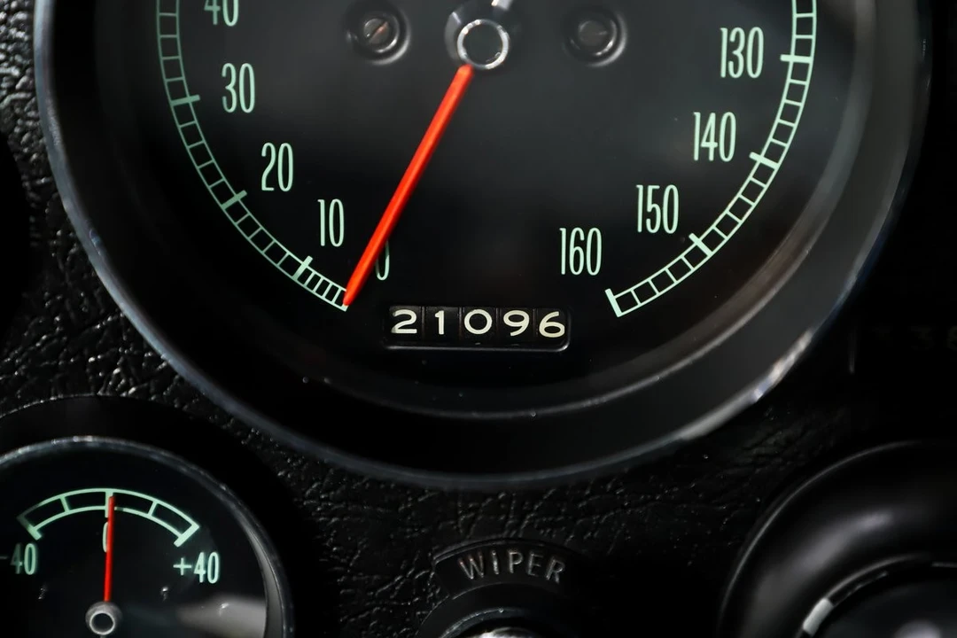 1967 Chevrolet Corvette C2 - Image 3 of 21