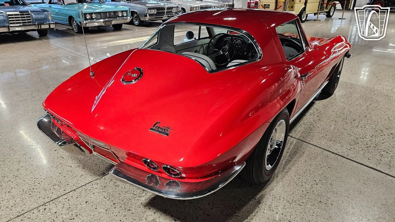 1967 Chevrolet Corvette C2 - Image 11 of 12