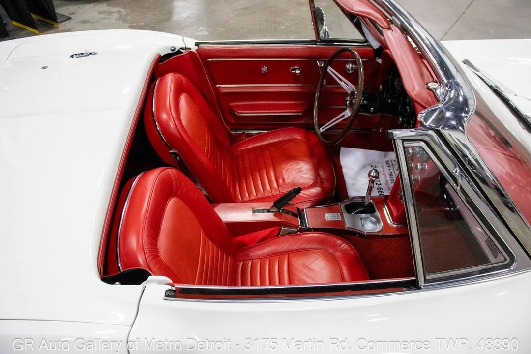 1967 Chevrolet Corvette C2 - Image 15 of 31
