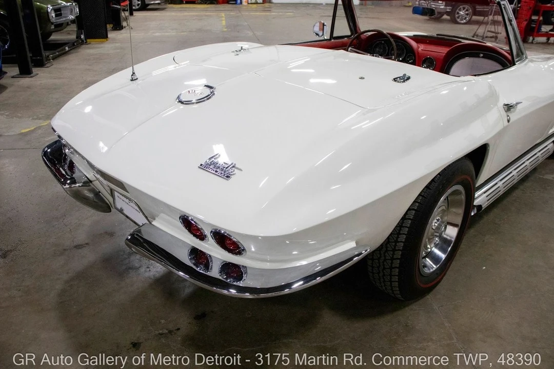 1967 Chevrolet Corvette C2 - Image 16 of 31