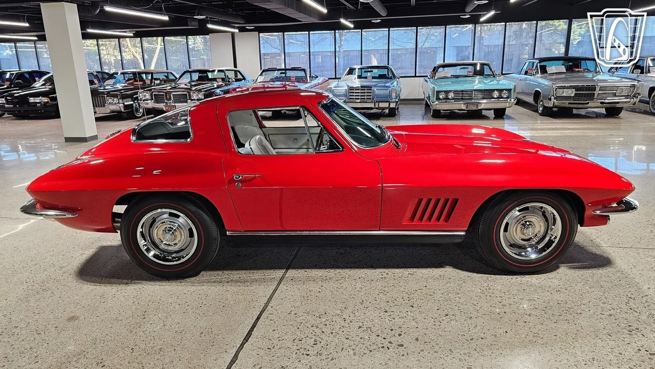 1967 Chevrolet Corvette C2 - Image 14 of 21