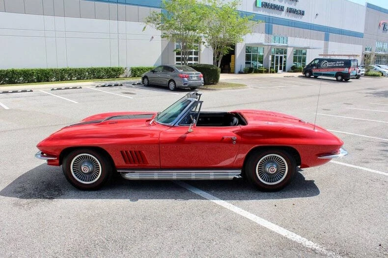 1967 Chevrolet Corvette C2 - Image 27 of 31