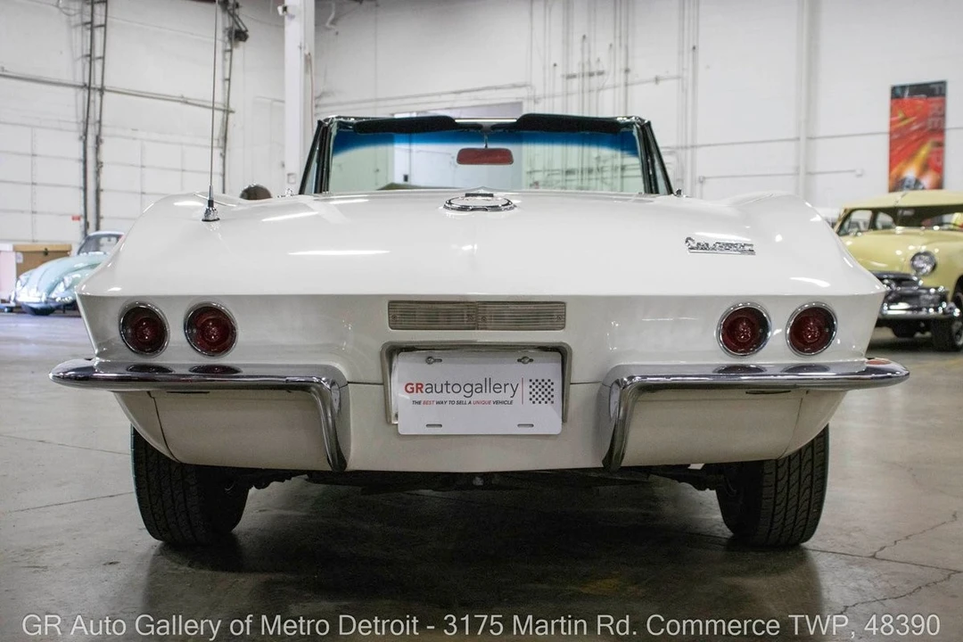 1967 Chevrolet Corvette C2 - Image 8 of 12