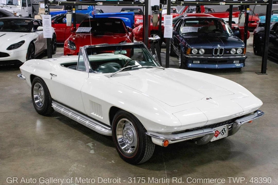 1967 Chevrolet Corvette C2 - Image 11 of 12