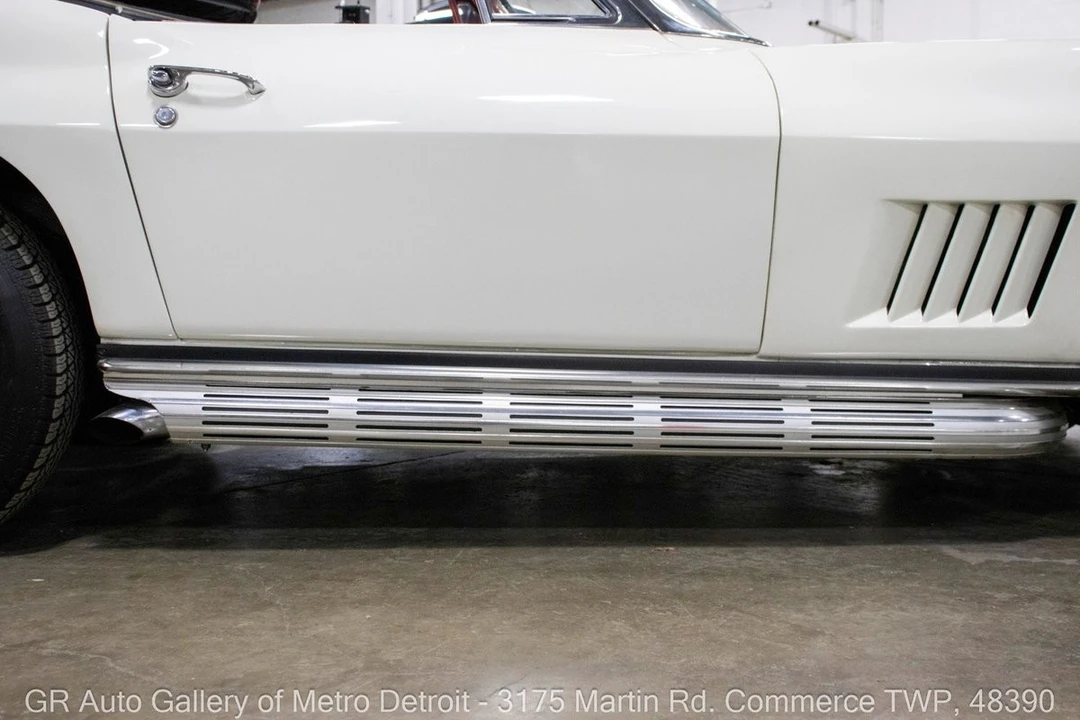 1967 Chevrolet Corvette C2 - Image 29 of 31