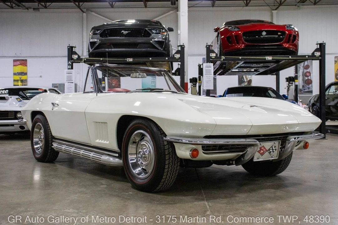 1967 Chevrolet Corvette C2 - Image 11 of 31