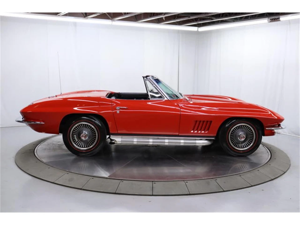 1967 Chevrolet Corvette C2 - Image 16 of 31
