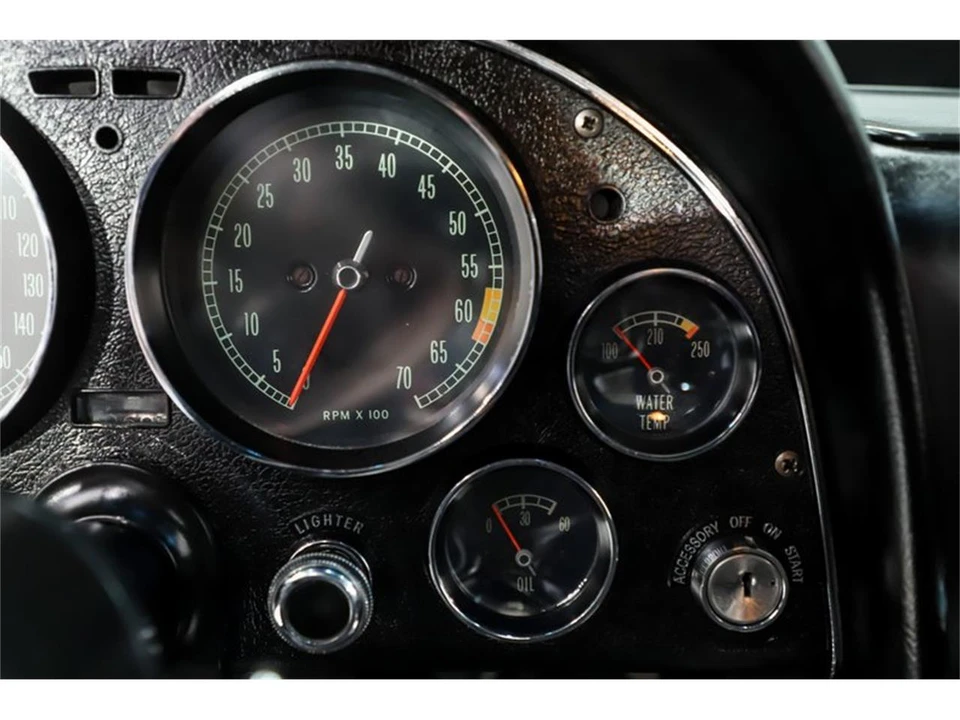 1967 Chevrolet Corvette C2 - Image 21 of 31