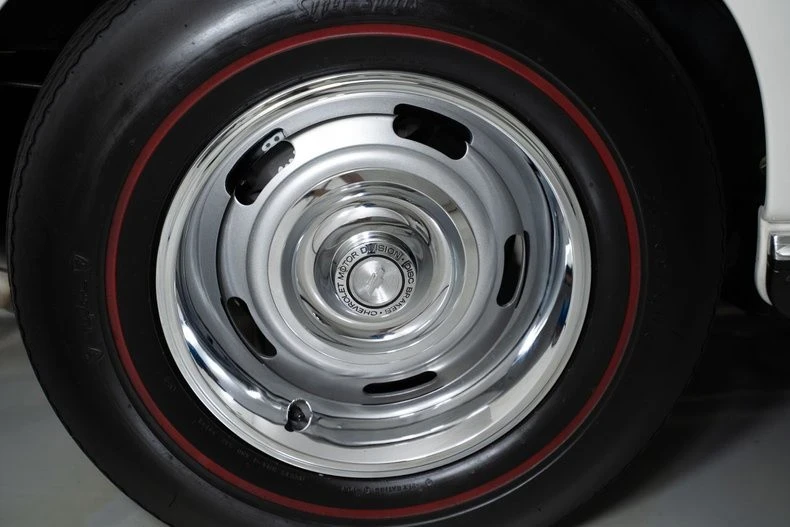 1967 Chevrolet Corvette C2 - Image 16 of 21