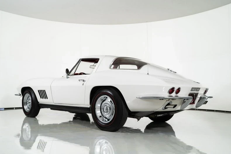 1967 Chevrolet Corvette C2 - Image 10 of 21