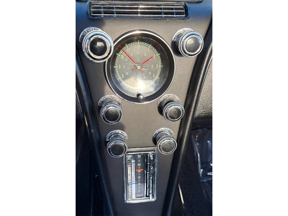 1967 Chevrolet Corvette C2 - Image 26 of 31