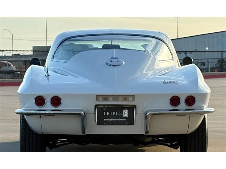 1967 Chevrolet Corvette C2 - Image 10 of 31
