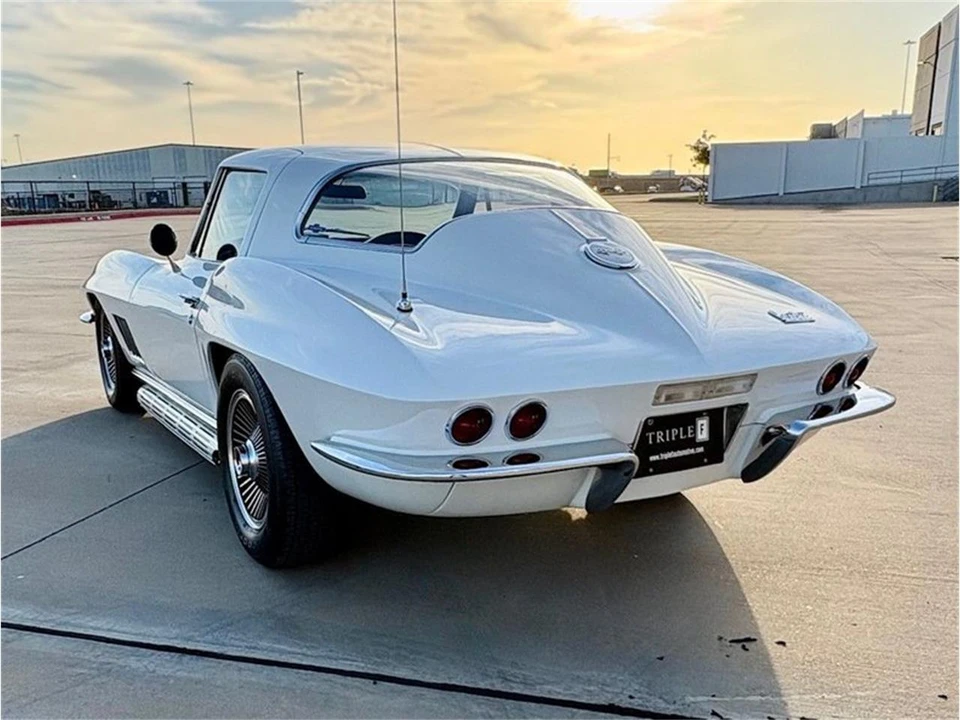 1967 Chevrolet Corvette C2 - Image 8 of 31