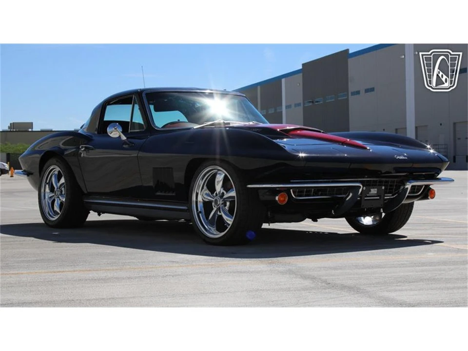 1967 Chevrolet Corvette C2 - Image 4 of 31