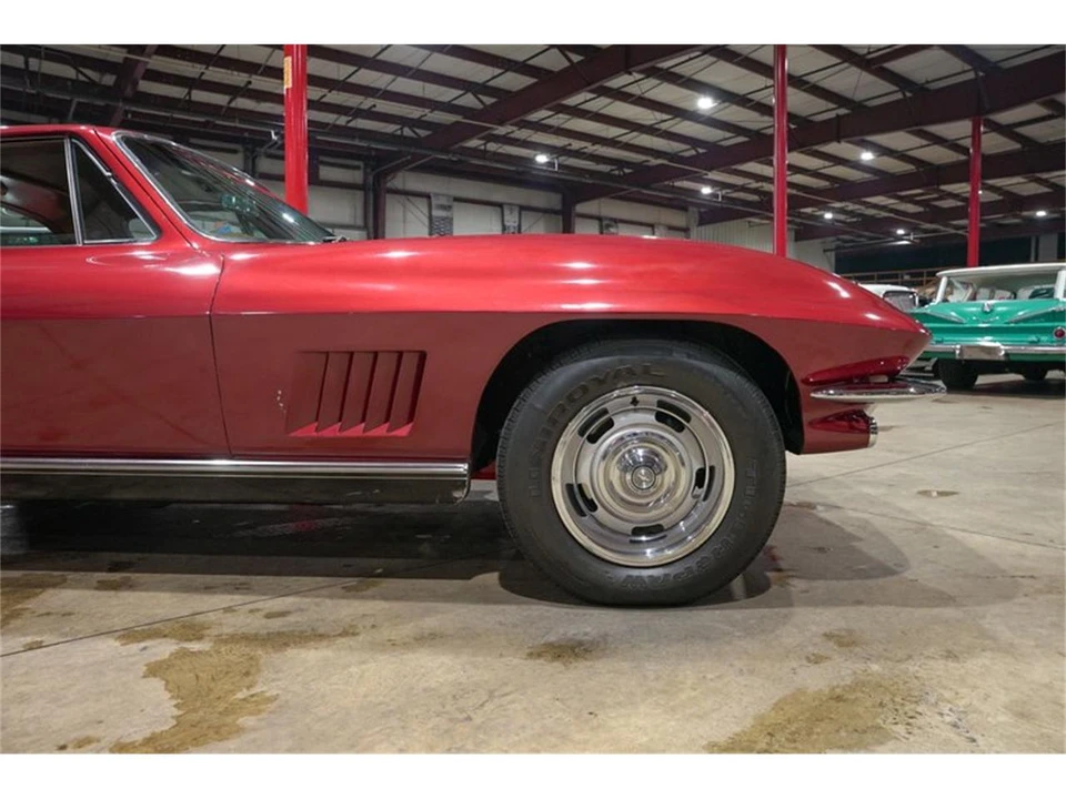 1967 Chevrolet Corvette C2 - Image 11 of 31