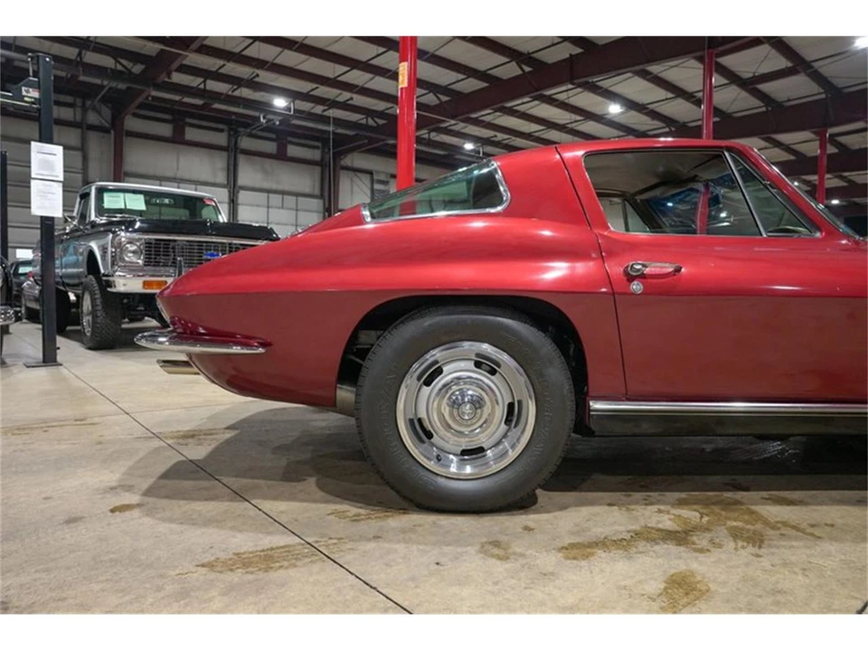1967 Chevrolet Corvette C2 - Image 9 of 31