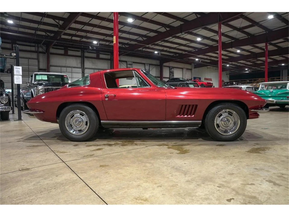 1967 Chevrolet Corvette C2 - Image 10 of 31