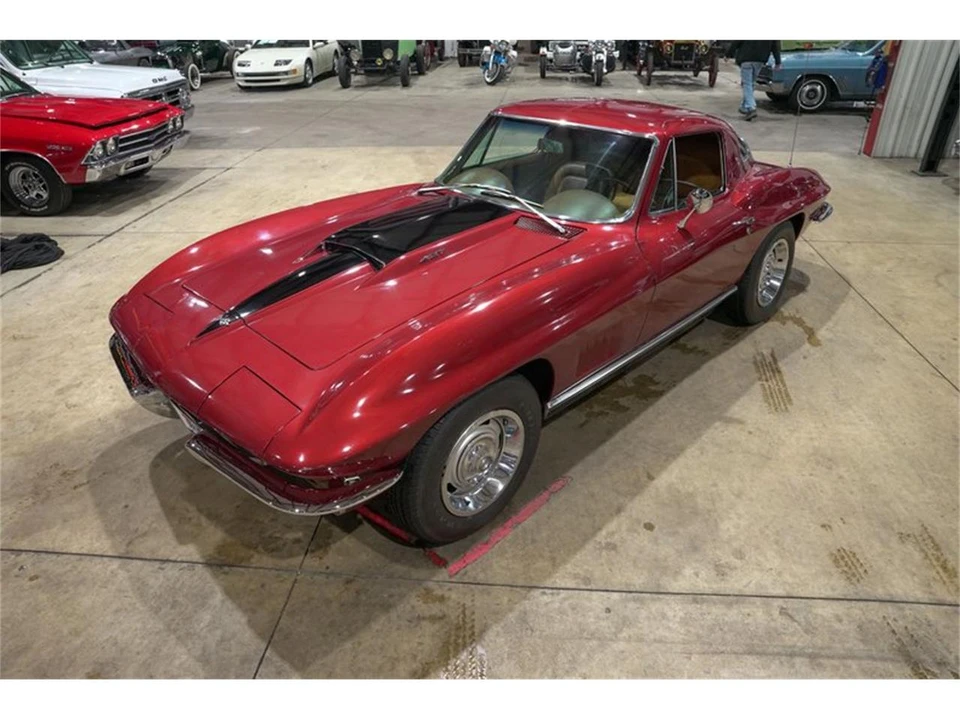 1967 Chevrolet Corvette C2 - Image 15 of 31