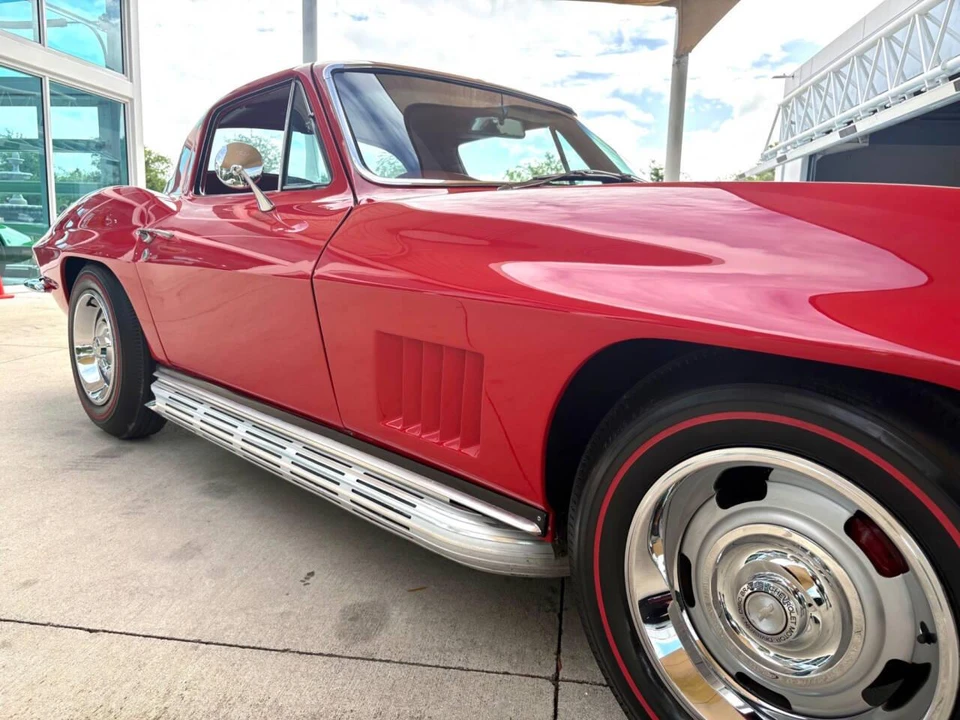 1967 Chevrolet Corvette C2 - Image 19 of 31