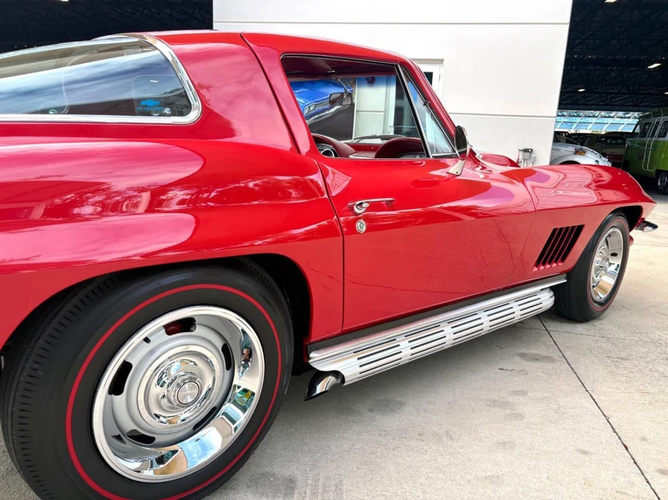 1967 Chevrolet Corvette C2 - Image 18 of 31