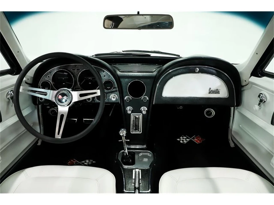 1967 Chevrolet Corvette C2 - Image 22 of 31